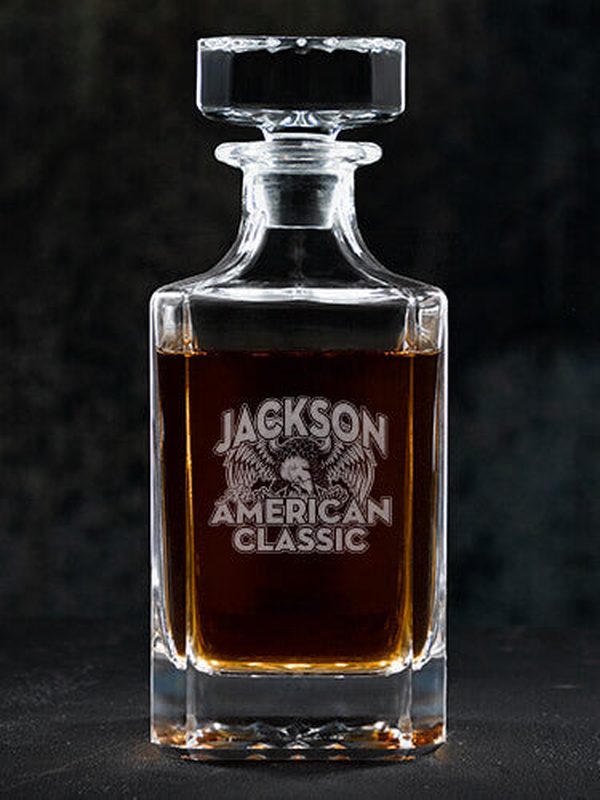 American Classic : Whiskey Decanter - Engraved
