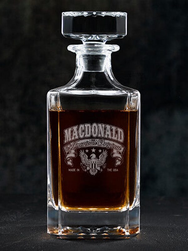 American Original : Whiskey Decanter - Engraved
