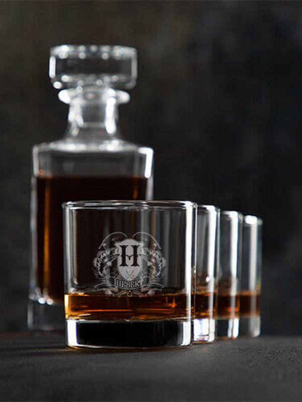 Bass Coat Of Arms : Decanter Rocks Glass Gift Sets product image 1