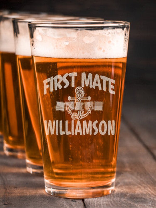 First Mate : Pint Glasses - Engraved