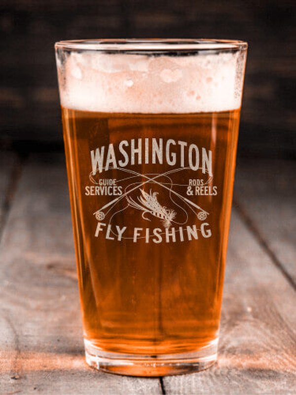 Fly Fishing Guide : Pint Glasses - Engraved