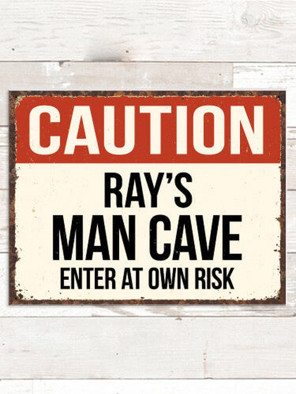 Caution Man Cave : Tin Signs